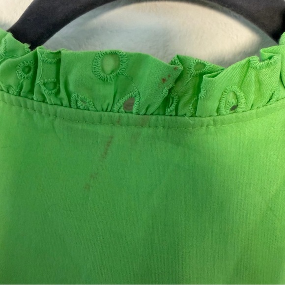 Pretty Garden Green Eyelet Blouse - Picture 5 of 6